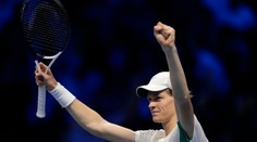 Sinner po trojsetovej dráme zdolal Djokoviča