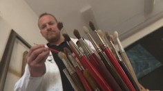 Hoci sú kostoly zavreté, tento kňaz z Petržalky sa nenudí. Jeho hobby prináša útechu aj druhým