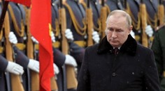 Facebook povolí v niektorých krajinách zverejňovať príspevky, ktoré žiadajú smrť Putina a Lukašenka. Týka sa to aj Slovenska