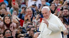 Pápež František je nachladnutý a necíti sa dobre. Testovali ho na koronavírus