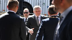 Vláda rokovala pri Košiciach. Nechýbali ostreľovači aj protestujúci