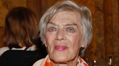 Zomrela česká herecká legenda Luba Skořepová