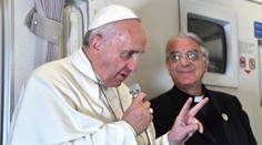 Pápež upozornil na hlad vo svete a paradox nadbytku potravín a plytvanie s nimi