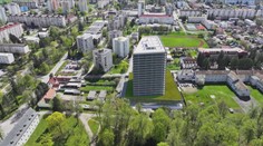 Megalomanský projekt rozdeľuje mesto na Považí. V historickej časti má vzniknúť obrovský polyfunkčná budova