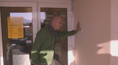 Astmatik prišiel na pohotovosť. Nikto mu neotvoril, lebo zaspali