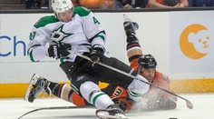 Chicago zdolalo Boston 6:4, Hossa asistoval, no nedohral