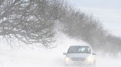 Na cestách buďte veľmi opatrní. Viaceré úseky trápi poľadovica a kašovitý sneh