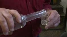 Zákon má legalizovať amatérsku výrobu alkoholu, výrobcovia destilátov sa búria