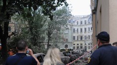 Počet obetí po ruskom raketovom útoku na Ľvov stúpol na desať,  spod trosiek vytiahli telo ženy