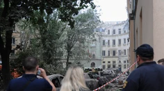 Počet obetí po ruskom raketovom útoku na Ľvov stúpol na desať,  spod trosiek vytiahli telo ženy