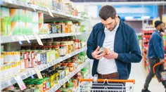 Menšie balenia, rovnaká cena. Ako inflácia mení obsah našich nákupných košíkov?