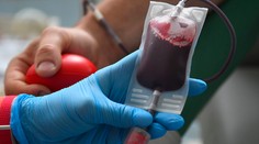 Rodičia z Nového Zélandu odmietajú, aby lekári pri operácii syna použili krv očkovaných. Dieťaťu ide o život