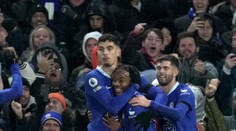 PL: Futbalové Anglicko patrilo favoritom, Chelsea a Manchester United ani neinkasovali