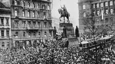 Revolúcia bez jediného výstrelu. 28. október 1918 prebehol podobne ako 17. november 1989