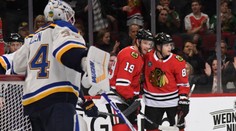 VIDEO: Patrick Kane vylepšil svoje bodové maximum, smola Henrika Lundqvista