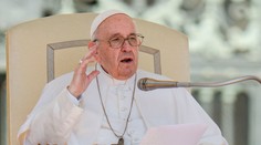 Pápež prisľúbil nulovú toleranciu pre sexuálne útoky