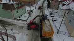 Cestu do podtatranskej obce už roky zachraňuje fréza. Domáci sú však na veternú zimu zvyknutí