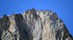 Po páde pri zostupe z Kvetnicovej veže zahynul 46-ročný turista. Osudným sa stal zostup bez istenia