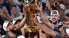 Senzácia je dokonaná! Basketbalisti NY Knicks oslavujú titul po 53 rokoch