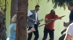 VIDEO: Bitka počas slovenskej slávnosti v Srbsku. Medzi útočníkmi boli aj predstavitelia samosprávy