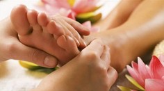 Nechajte si rozmaznávať svoje nožičky. Luxusne