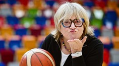 Je ako Michael Jordan, aj Ovečkinova mama mala rešpekt. Trénerka storočia hrá počítačové hry a trpí alergiou na striebro (rozhovor)