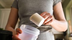 Koľko bielkovín telo potrebuje a môže ich byť priveľa? Odborník vysvetľuje