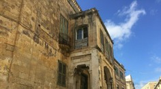 Bývalé sídlo britskej kráľovnej je na predaj. Nachádza sa v Stredozemnom mori