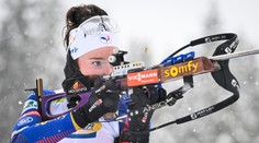 Lou Jeanmonnotová ovládla preteky s hromadným štartom napriek jednej chybe. Prekvapením pódium Bulharky