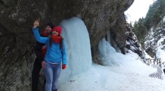 Jánošikove diery v Terchovej sa zmenili na ľadové kráľovstvo