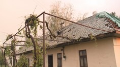 Búrky na východe poškodili desiatky domov, striech a áut. Škody rátajú v desaťtisícoch eur