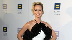 Tajomstvo Katy Perry odhalené: Za hitom o bozkávaní so ženou je táto slávna speváčka