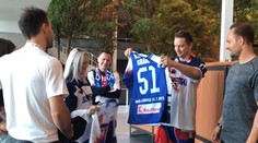 Dvaja fanúšikovia na šampionát nikdy nezabudnú. Takto ich prekvapili Graňák so Sekerom