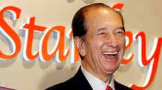 Zomrel "kráľ hazardu" Stanley Ho, ktorý vybudoval impérium luxusných kasín v Macau