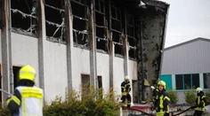 Zhorela telocvičňa pri Berlíne, v ktorej mali bývať azylanti