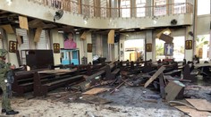 Pred katedrálou na juhofilipínskom ostrove Jolo vybuchli bomby, polícia hlási 27 mŕtvych