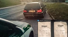 Policajti neverili vlastným očiam. V Nitre zastavili opitého muža, ktorý jazdil 20 rokov bez vodičského preukazu