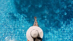 Po návšteve kúpaliska trpela opakovanými zápalmi. Riziká zdravotných problémov hrozia aj tam