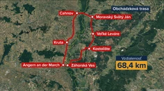 Namiesto mosta nafukovací čln: Slovenskí pendleri zažívajú na ceste do Rakúska bizarné komplikácie