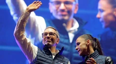 V Rakúsku sa konajú parlamentné voľby. Favoritmi sú krajní pravičiari