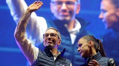 V Rakúsku sa konajú parlamentné voľby. Favoritmi sú krajní pravičiari