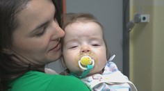 Keď sa dieťatku predčasne zrastú lebečné švy, zasiahnuť musia špičkoví lekári