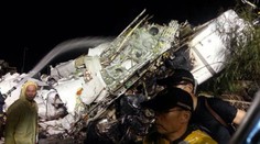 V Taiwane sa zrútilo lietadlo. Najmenej 47 mŕtvych