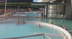 Ak sa chystáte na dovolenku do Maďarska, môžete zostať sklamaní. K bazénu vás pustiť nemusia