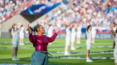 FOTO: Šou pred zápasom či Suslovov výbuch radosti. Vypredané Tehelné pole hnalo Slovákov, Španieli však dosiahli svoje
