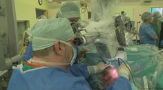 Znie to drasticky, no funguje to. Boli sme pri operácii, pri ktorej epileptikom odstránia časť mozgu