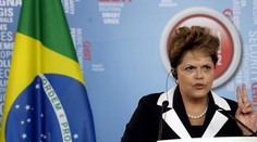 Senát odmietol zastaviť proces impeachmentu voči Rousseffovej