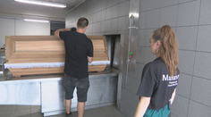 Nie je to len o práci s nebohými. Naša redaktorka odrobila deň v krematóriu