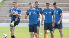 VIDEO: Futbalistov vyprevádzali na EURO v Bratislave davy. SFZ spúšťa pre fanúšikov novú kampaň