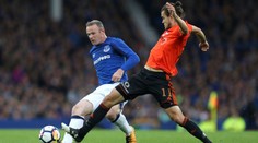 Médiá si podali Everton: Proti Ruži si takmer privodil hanbu, Rooney vyzeral hrdzavo